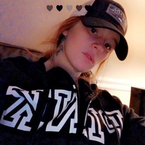 Meet your Posher, Virginia